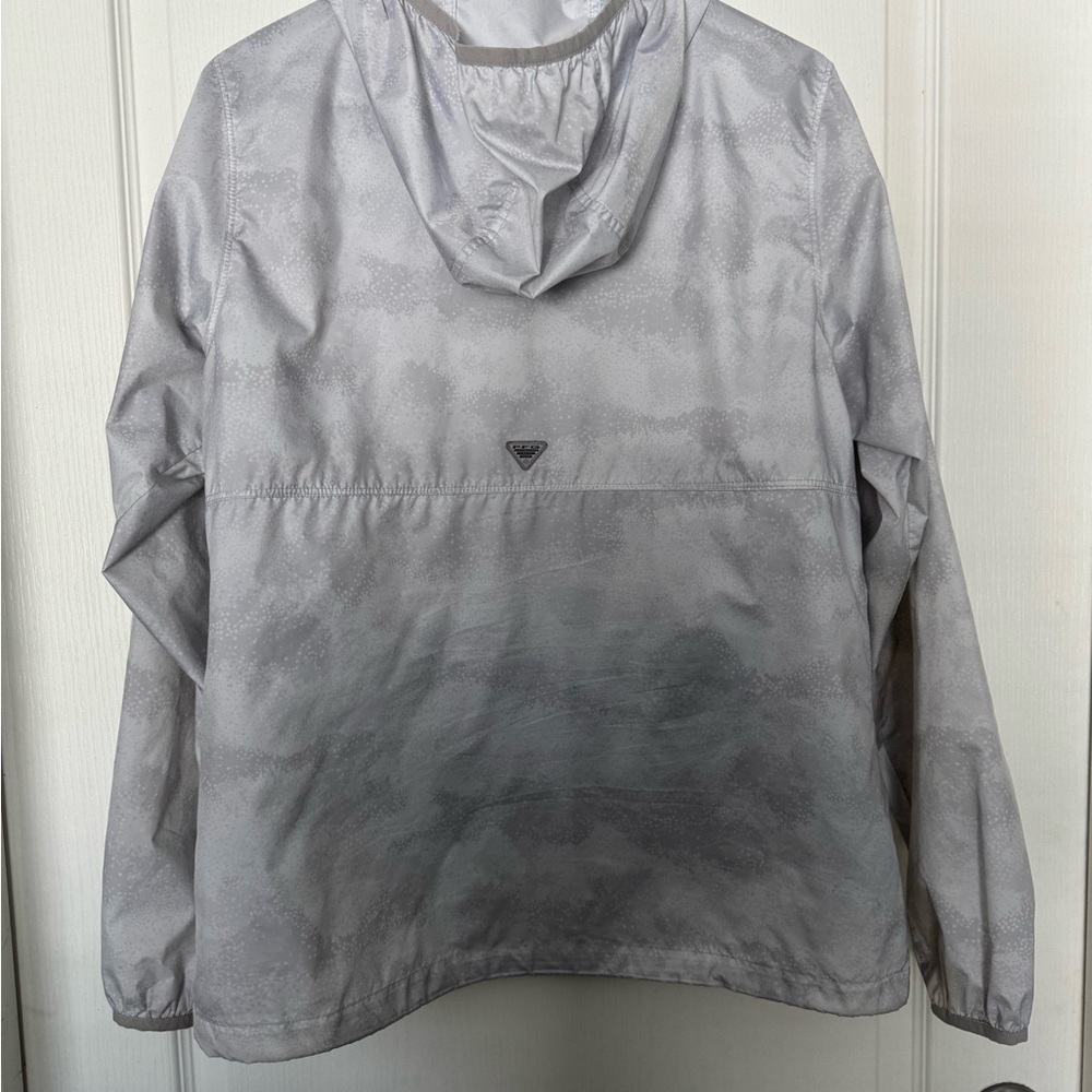 Columbia PFG Size Medium Gray & White Jacket - Picture 2 of 4